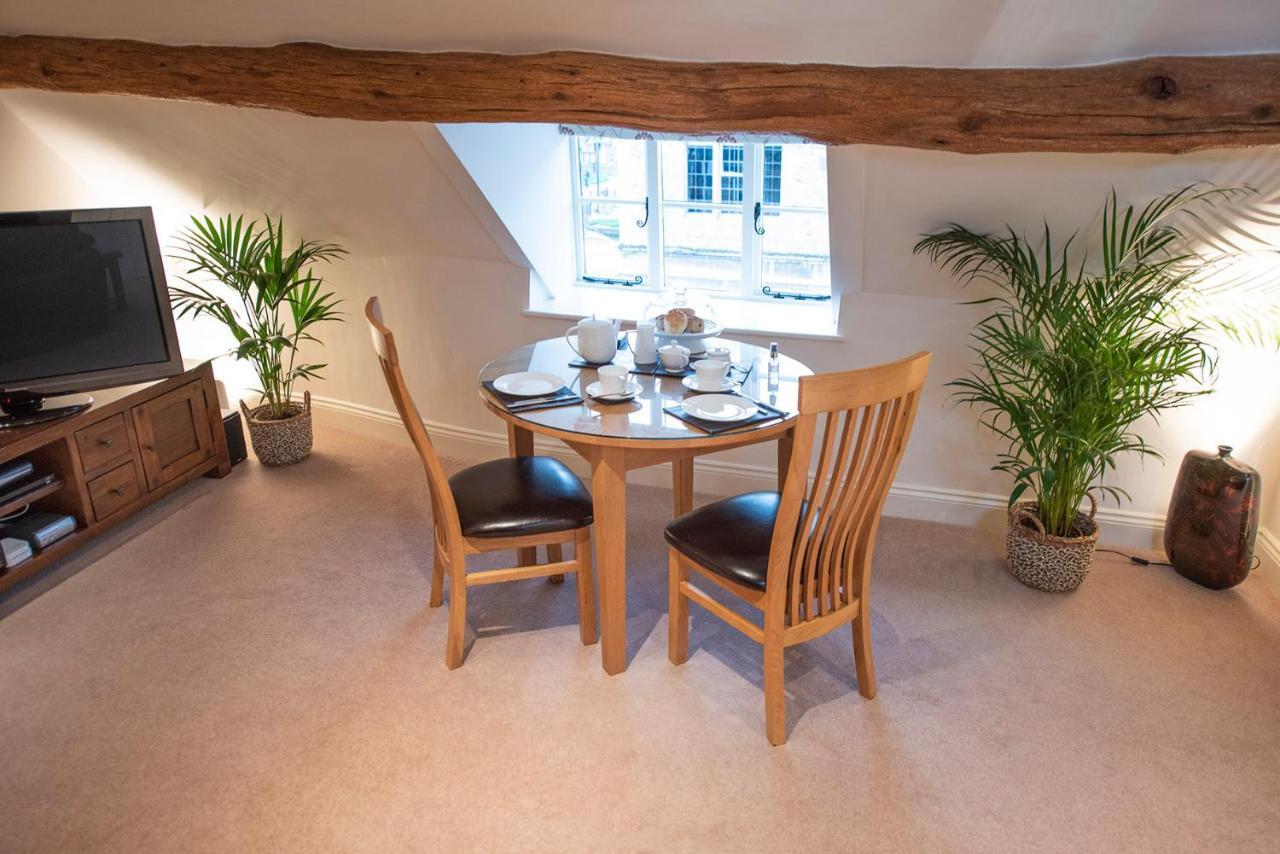 Neroli River View Apartment Bourton-on-the-Water Εξωτερικό φωτογραφία