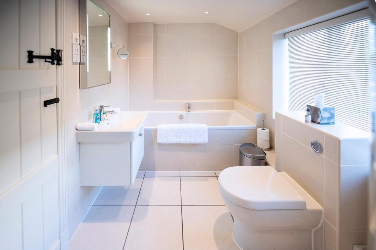 Neroli River View Apartment Bourton-on-the-Water Εξωτερικό φωτογραφία