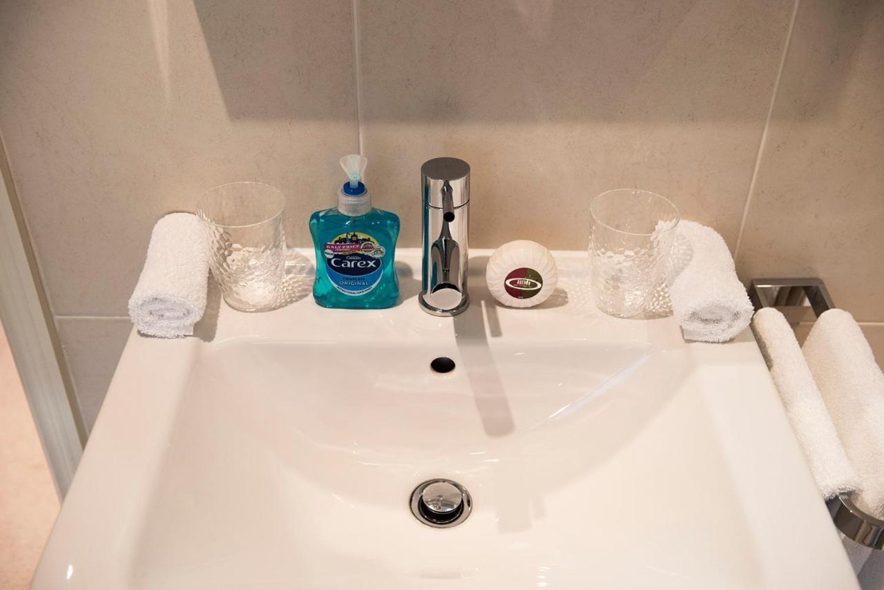 Neroli River View Apartment Bourton-on-the-Water Εξωτερικό φωτογραφία