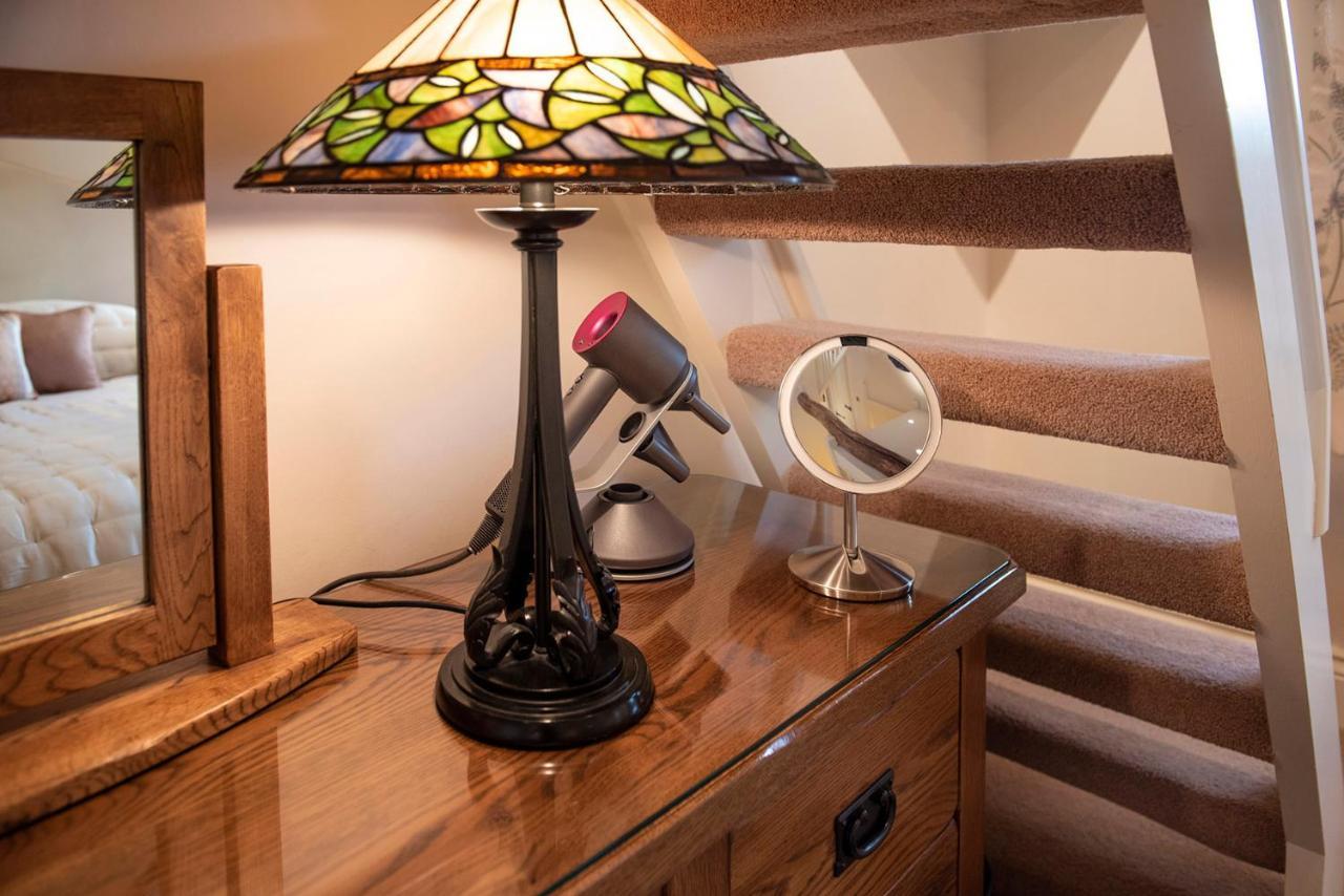 Neroli River View Apartment Bourton-on-the-Water Εξωτερικό φωτογραφία